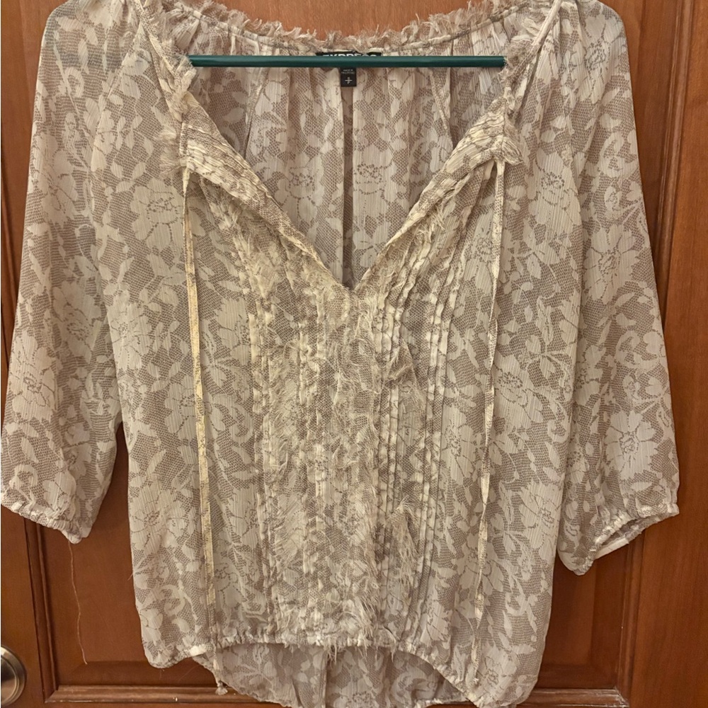 Express Cream Floral Lace Blouse